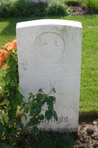 Dozinghem Military Cemetery - Whyley, Bert