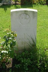 Dozinghem Military Cemetery - Williams, T