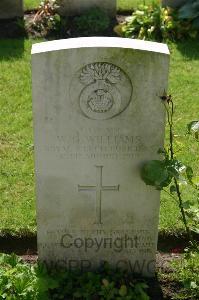Dozinghem Military Cemetery - Williams, William George