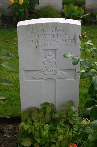 Dozinghem Military Cemetery - Williams, William James