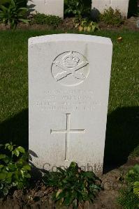 Dozinghem Military Cemetery - Winnicot, A W