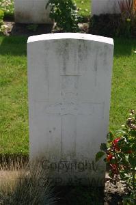 Dozinghem Military Cemetery - Winter, John