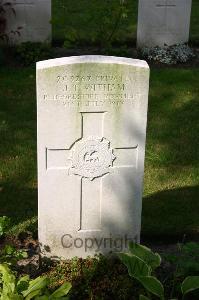 Dozinghem Military Cemetery - Witham, James T.