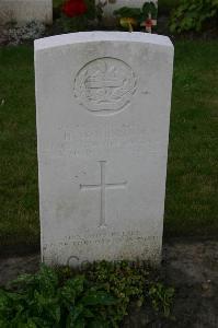 Dozinghem Military Cemetery - Woodrow, Harry