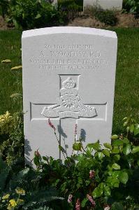 Dozinghem Military Cemetery - Woodward, A