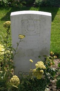 Dozinghem Military Cemetery - Worby, Frederick