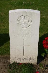 Dozinghem Military Cemetery - Wren, W A