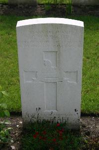 Dozinghem Military Cemetery - Wright, G H