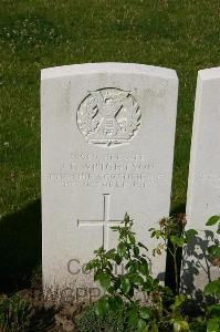 Dozinghem Military Cemetery - Wrightson, J F