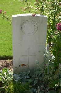 Dozinghem Military Cemetery - Wringer, H