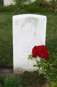 Dozinghem Military Cemetery - Yule, George