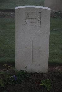 Louvencourt Military Cemetery - Askew, William Henry