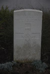 Louvencourt Military Cemetery - Clack, G