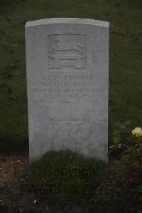 Louvencourt Military Cemetery - Cockcroft, H