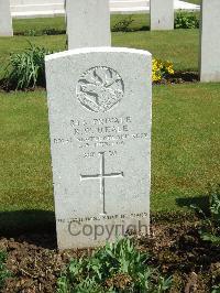 Louvencourt Military Cemetery - Heale, R W