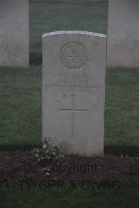 Louvencourt Military Cemetery - Lewis, A G