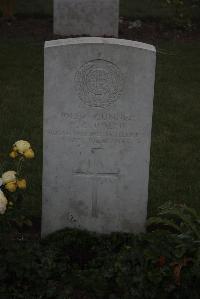 Louvencourt Military Cemetery - Rolph, F C