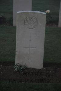 Louvencourt Military Cemetery - Salmon, Horace Samuel