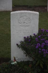 Louvencourt Military Cemetery - Tunley, William John