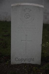 Louvencourt Military Cemetery - Whittle, Henry W.