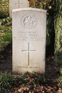 Wytschaete Military Cemetery - Ward, Albert Edward