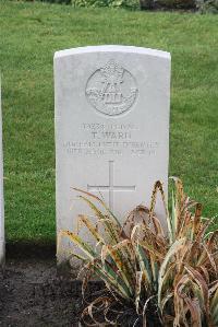 Wytschaete Military Cemetery - Ward, Thomas