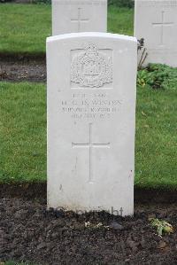 Wytschaete Military Cemetery - Winton, Harry George Denys