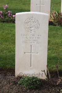 Wytschaete Military Cemetery - Wright, O G