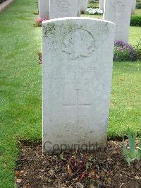 Wailly Orchard Cemetery - Crosskill, T S