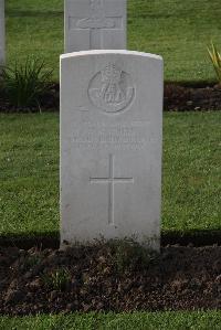 Menin Road South Military Cemetery - White, W J