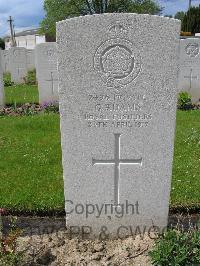 Dickebusch New Military Cemetery - Adams, G