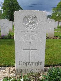 Dickebusch New Military Cemetery - Adams, W