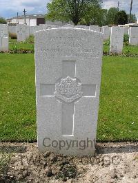 Dickebusch New Military Cemetery - Amos, James