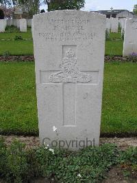 Dickebusch New Military Cemetery - Anwyl, Richard
