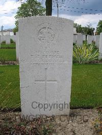 Dickebusch New Military Cemetery - French, Thomas Charles