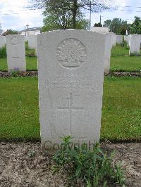 Dickebusch New Military Cemetery - Williams, Lancelot Hamilton