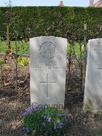La Brique Military Cemetery No.2 - Reed, H W T