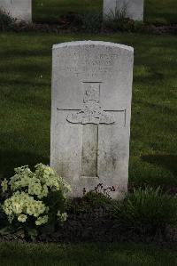 Poperinghe New Military Cemetery - Adamson, T
