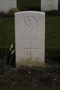 Poperinghe New Military Cemetery - Allen, George Edwin