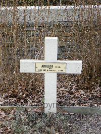 Poperinghe New Military Cemetery - Arblade, Pierre Ernst