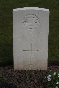 Poperinghe New Military Cemetery - Barratt, J H