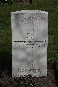 Poperinghe New Military Cemetery - Beechey, B