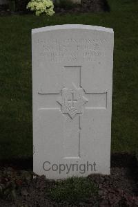 Poperinghe New Military Cemetery - Bogle, Robert