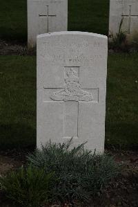 Poperinghe New Military Cemetery - Bush, W