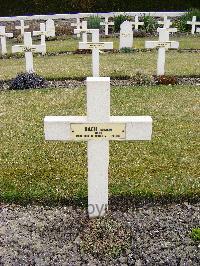 Poperinghe New Military Cemetery - Bach, Romain