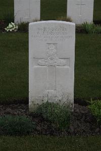Poperinghe New Military Cemetery - Donovan, F J
