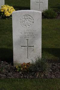 Poperinghe New Military Cemetery - Doohan, Manus