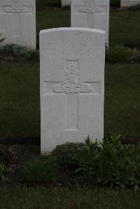 Poperinghe New Military Cemetery - Greenwood, Robert