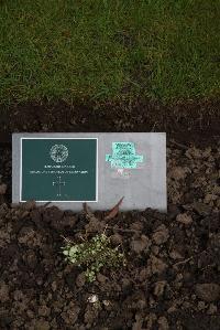 Poperinghe New Military Cemetery - Howarth, J