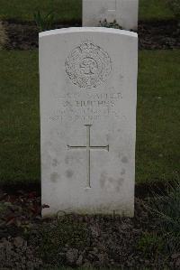 Poperinghe New Military Cemetery - Hughes, G